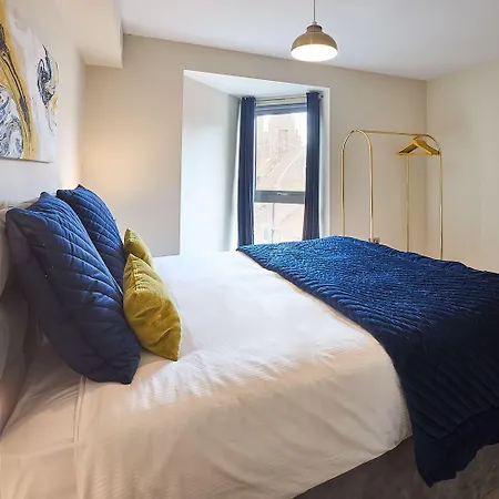 Apartment Host & - The Hideaway York