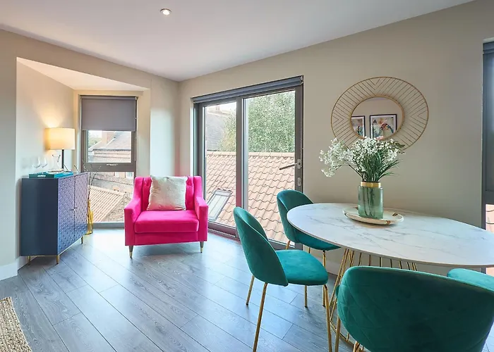 Lägenhet Host & - The Hideaway